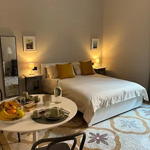 Bed & Breakfast B&B Genova Holiday, Genoa