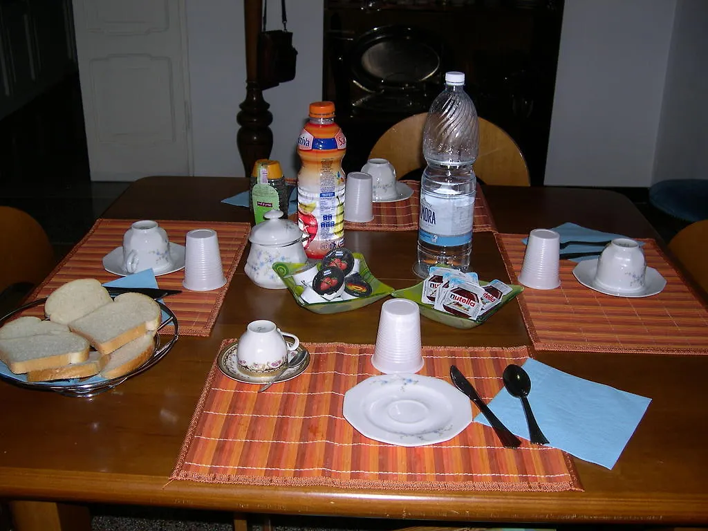 L'Oasi Bed & Breakfast Genoa 0*,  Italy